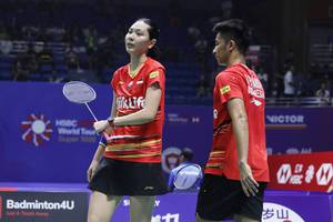 Gloria Emanuelle Widjaja & Dejan Ferdinansyah (Humas PP PBSI)