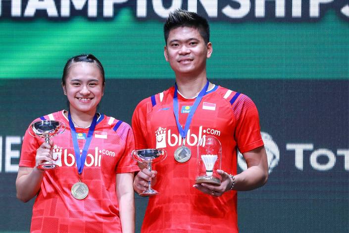 Praveen Jordan/Melati Daeva Oktavianti (Indonesia) saat menjuarai All England 2020 BWF World Tour Super 1000. Praveen Jordan/Melati Daeva Oktavianti (Indonesia) saat menjuarai All England 2020 BWF World Tour Super 1000.