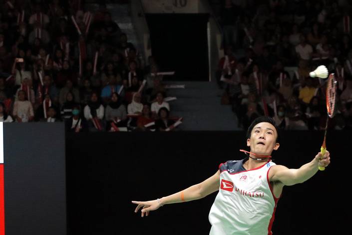Kento Momota (Djarum Badminton)  Kento Momota (Djarum Badminton)