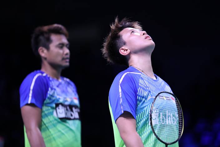 Ekspresi kekecewaan Tontowi Ahmad/Liliyana Natsir. Ekspresi kekecewaan Tontowi Ahmad/Liliyana Natsir.