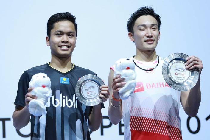 Anthony Sinisuka Ginting (kiri) keluar sebagai runner up Singapore Open 2019 BWF World Tour Super 500. Anthony Sinisuka Ginting (kiri) keluar sebagai runner up Singapore Open 2019 BWF World Tour Super 500.