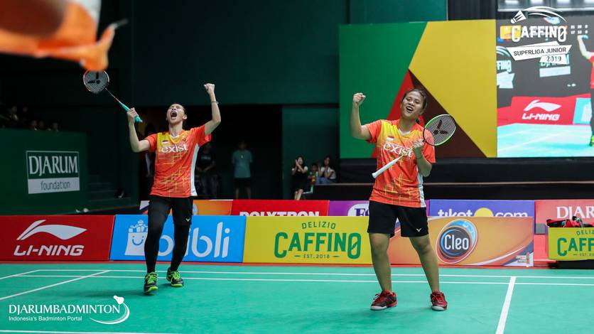 Selebrasi kemenangan Jesita Putri Miantoro (kanan) saat masih berpasangan dengan Putri Larasati. Selebrasi kemenangan Jesita Putri Miantoro (kanan) saat masih berpasangan dengan Putri Larasati.