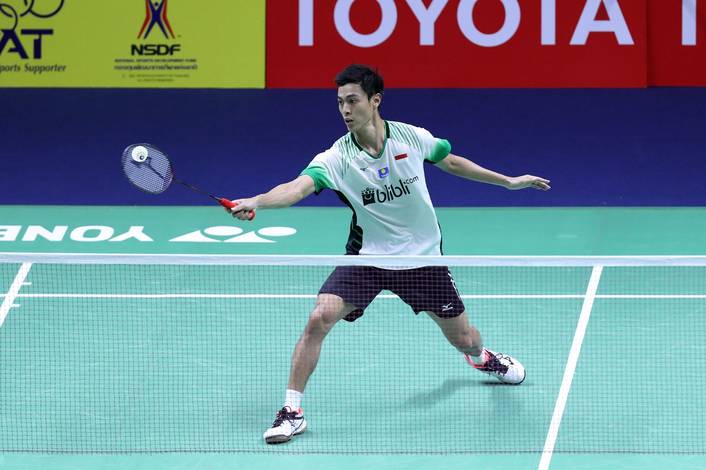 Shesar Hiren Rhustavito (Indonesia) menyambut pengembalian. Shesar Hiren Rhustavito (Indonesia) menyambut pengembalian.