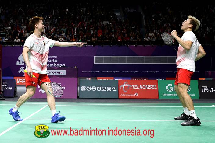Selebrasi kemenangan Kevin Sanjaya Sukamuljo/Marcus Fernaldi Gideon. Selebrasi kemenangan Kevin Sanjaya Sukamuljo/Marcus Fernaldi Gideon.