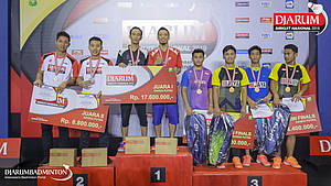 Podium juara ganda dewasa putra.