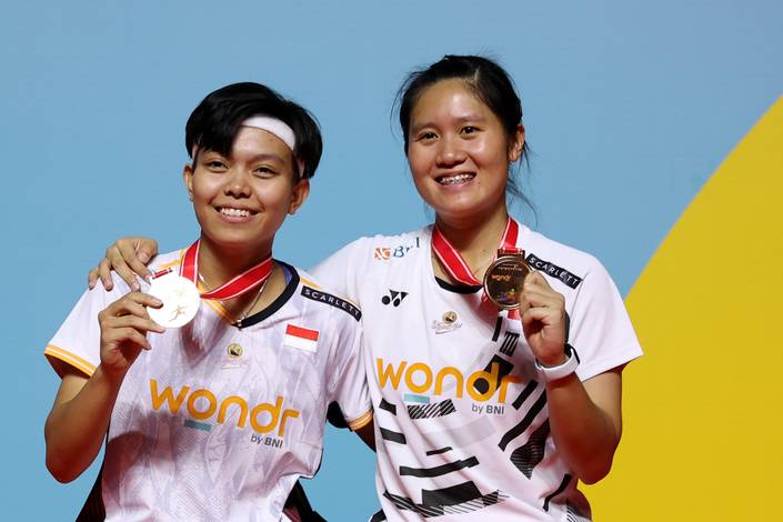 Siti Fadia Silva Ramadhanti & Lanny Tria Mayasari (Humas PP PBSI) Siti Fadia Silva Ramadhanti & Lanny Tria Mayasari (Humas PP PBSI)