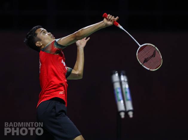 Anthony Sinisuka Ginting (Indonesia) melepaskan serangan. (Copyright: Badmintonphoto | Courtesy of BWF) Anthony Sinisuka Ginting (Indonesia) melepaskan serangan. (Copyright: Badmintonphoto | Courtesy of BWF)
