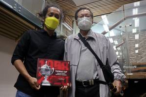 Putra Permata Tegar Idaman & Tan Joe Hok (Dok. Djarum Badminton))