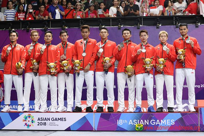 Tim putra Indonesia raih Perak. Tim putra Indonesia raih Perak.