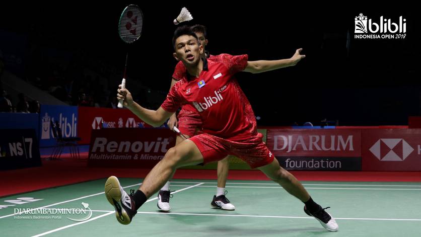 Fajar Alfian/Muhammad Rian Ardianto menyambut pengembalian. Fajar Alfian/Muhammad Rian Ardianto menyambut pengembalian.
