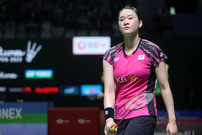 Kim Ga Eun (Djarum Badminton) Kim Ga Eun (Djarum Badminton)