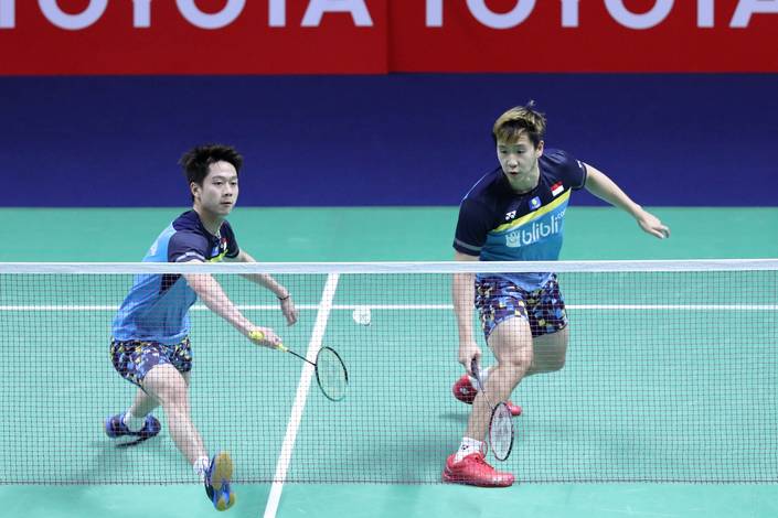 Kevin Sanjaya Sukamuljo/Marcus Fernaldi Gideon (Indonesia) bersiap menyambut pengembalian. Kevin Sanjaya Sukamuljo/Marcus Fernaldi Gideon (Indonesia) bersiap menyambut pengembalian.