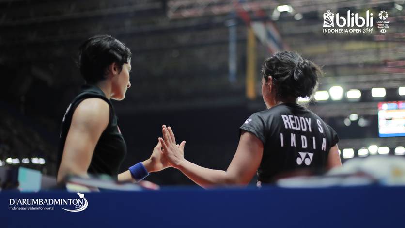 Pebulutangkis India, Reddy N. Sikki (kanan) dinyatakan negatif pada tes keduanya. Pebulutangkis India, Reddy N. Sikki (kanan) dinyatakan negatif pada tes keduanya.