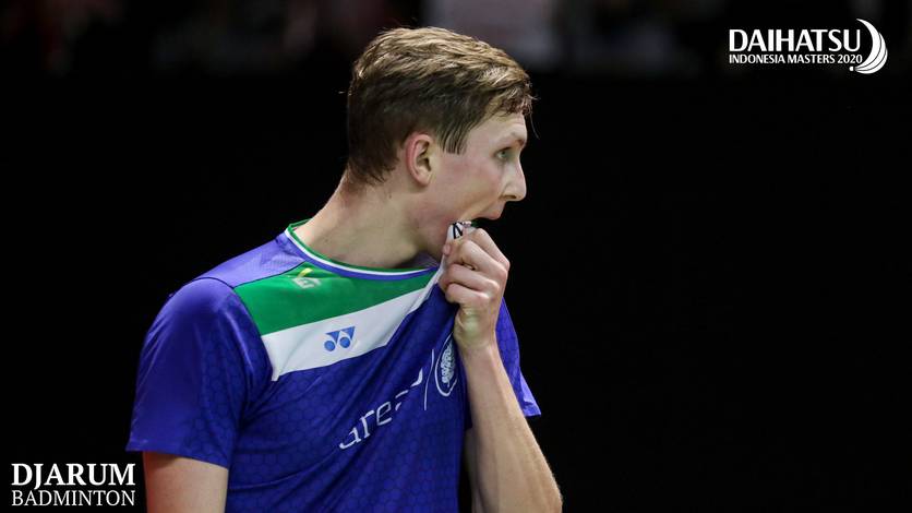 Tunggal putra Denmark, Viktor Axelsen positif Covid-19. Tunggal putra Denmark, Viktor Axelsen positif Covid-19.