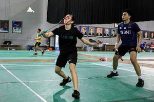 Zachariah Josiahno Sumanti/Hediana Julimarbela (Humas PP PBSI)