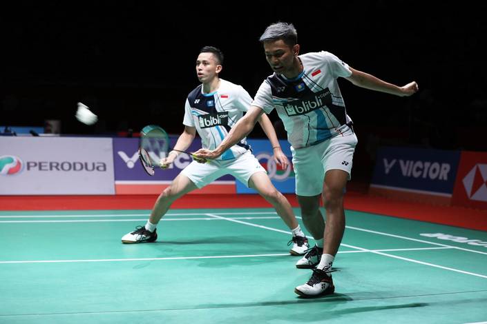 Fajar Alfian/Muhammad Rian Ardianto (Indonesia) menghadang serangan. Fajar Alfian/Muhammad Rian Ardianto (Indonesia) menghadang serangan.