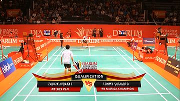 Taufik Hidayat (PB SGS PLN) VS Tommy Sugiarto (PB MUSICA CHAMPION) DJARUM SUPERLIGA 2013