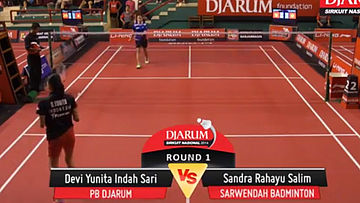 Devi Yunita Indah Sari (DJARUM KUDUS) VS Sandra Rahayu Salim (SARWENDAH BADMINTON CLUB)