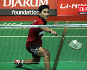 Vero Wisnu Kusuma Wardana (Djarum Kudus) VS Shabilarasad Taslim (Bimasakti Ternate)